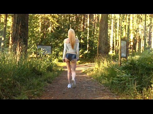 ❤️ Lijepa žena se kreće polako, a ne goli video Porno fb na hr.pornoreino-com.ru ﹏